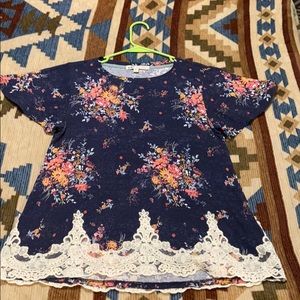 Floral lace top